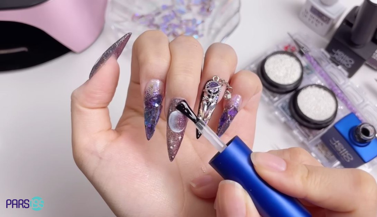 استخدام ناخن کار در سالن تازه تاسیس در Hammersmith