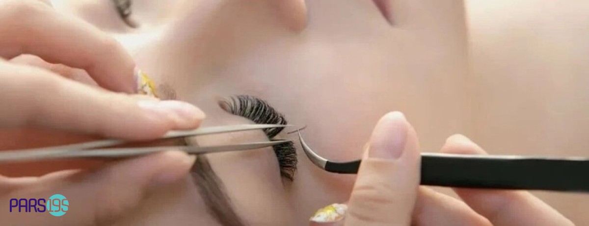 نیازمند خانم در لاین مژه و ماساژور حرفه‌ای در سالن اکتیو