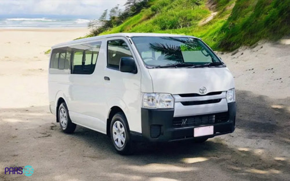 راننده برای رانندگی با ون برای 6 تا 7 روز کار در هفته