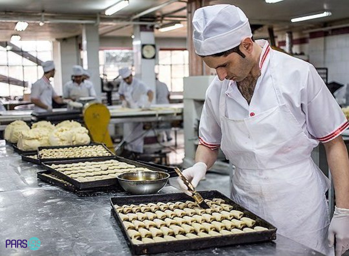 نیازمند خشک کار قنادی اوستا کار