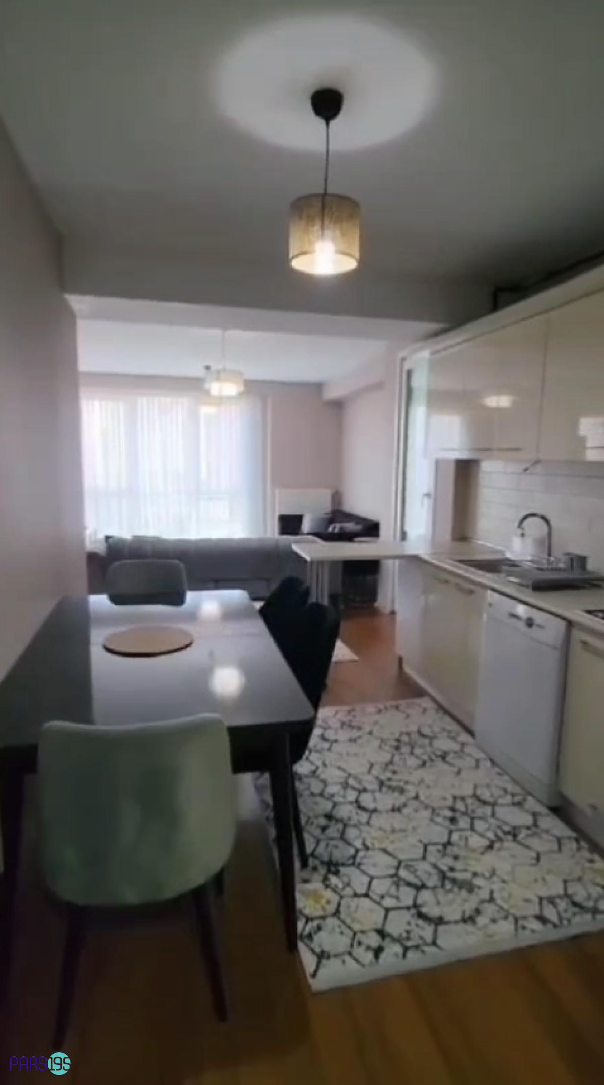 اجاره واحد تک خواب نزدیک متروبوس