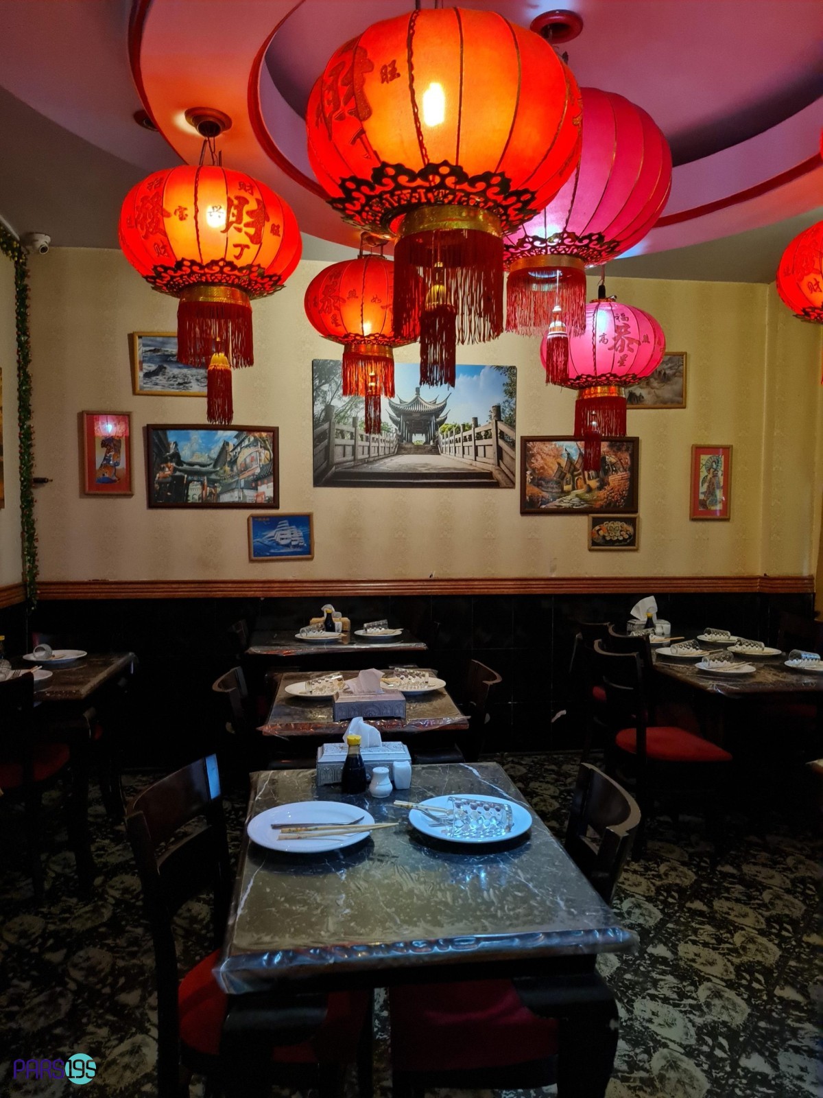 استخدام راننده موتوری برای مغازه بیرون بر چینی